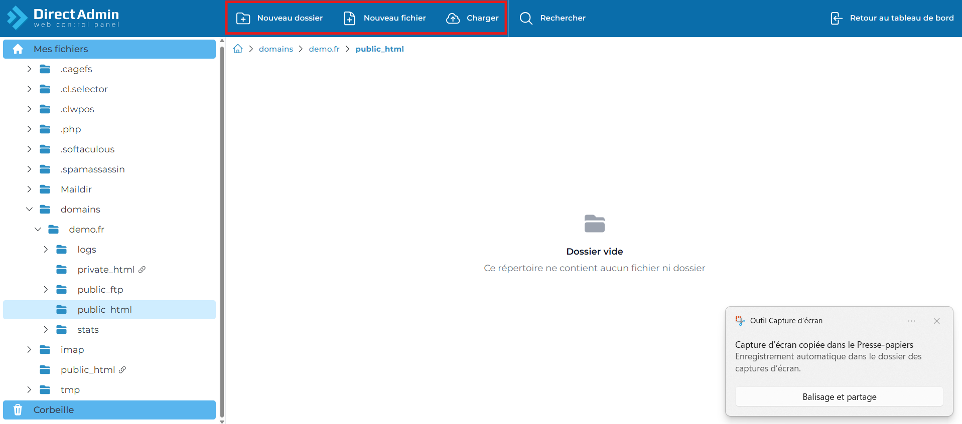 Les boutons Téléverser et Créer un dossier.
